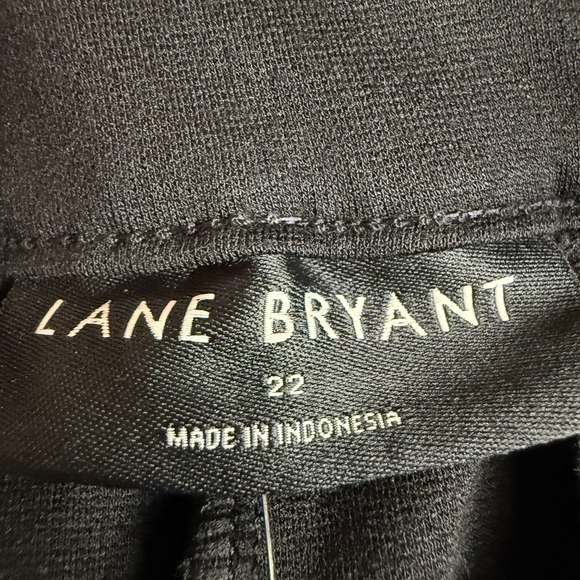 LANE BRYANT Pull-On Ponte‎ Wide Leg Trouser Shorts NWT - Size 22 - Black - Picture 7 of 8